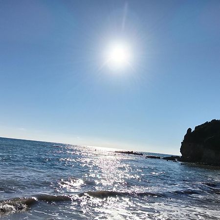 Alonaki Bay Daire Halikounas Dış mekan fotoğraf